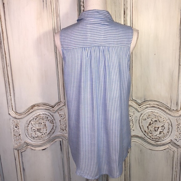The So Perfect Sleeveless Shirt Relaxed Size Medium - Picture 6 of 11